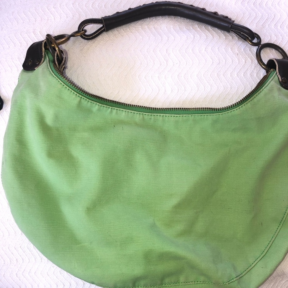 Very cute gap purse
